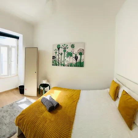 Luxury Spacious Flat Next Central Lisbon, Great For Tourists Lissabon